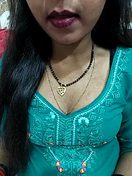 Snapshot of Sharmila-Singh chatting on April 30, 9:08 pm Sharmila-Singh online show from April 30, 9:08 pm