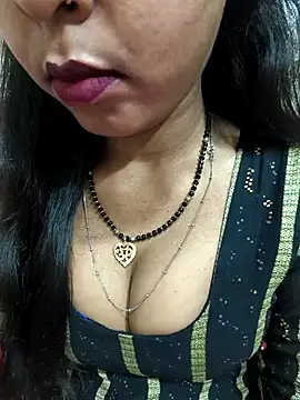 Snapshot of Sharmila-Singh chatting on May 3, 5:24 am Sharmila-Singh online show from May 3, 5:24 am