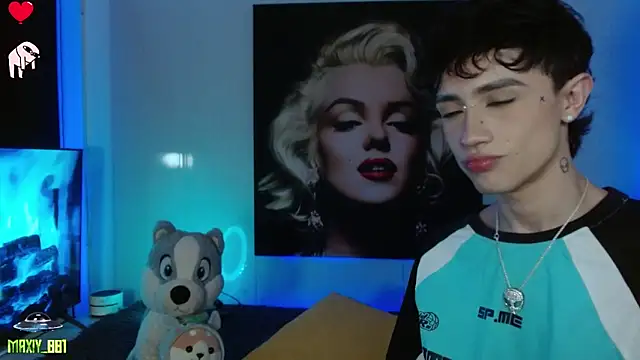 maxiy 001 online show from January 10, 1:32 am