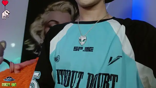 maxiy 001 online show from January 25, 3:51 am