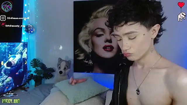 Snapshot of maxiy_001 chatting on March 3, 1:50 pm maxiy 001 online show from March 3, 1:50 pm