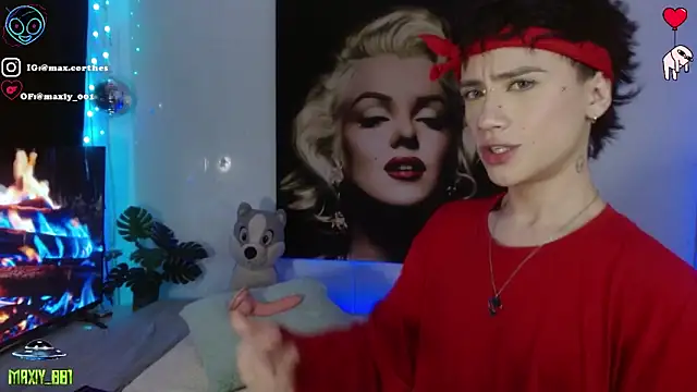 Snapshot of maxiy_001 chatting on March 6, 4:42 am maxiy 001 online show from March 6, 4:42 am