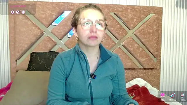  isaabellaa online show from May 20, 12:44 pm