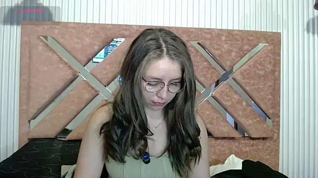  isaabellaa online show from June 3, 12:52 pm