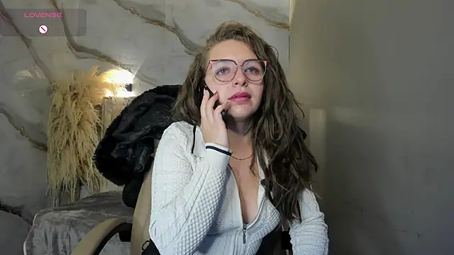  isaabellaa online show from July 17, 12:45 pm