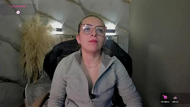  isaabellaa online show from July 30, 12:59 pm