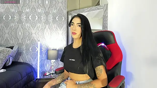 AriRobert  online show from November 1, 4:25 am