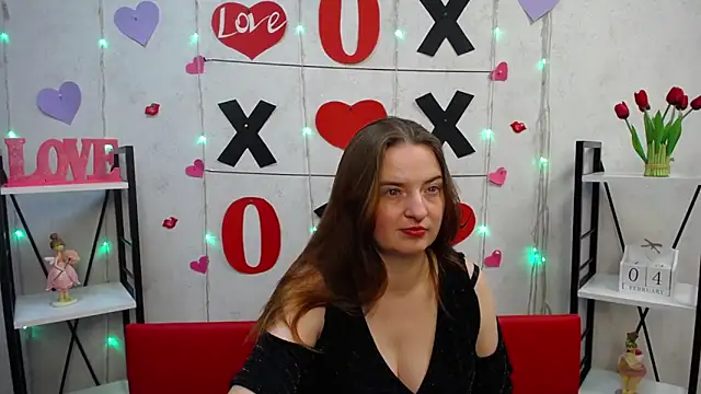 Snapshot of FreyaDak chatting on February 5, 12:10 am FreyaDak online show from February 5, 12:10 am