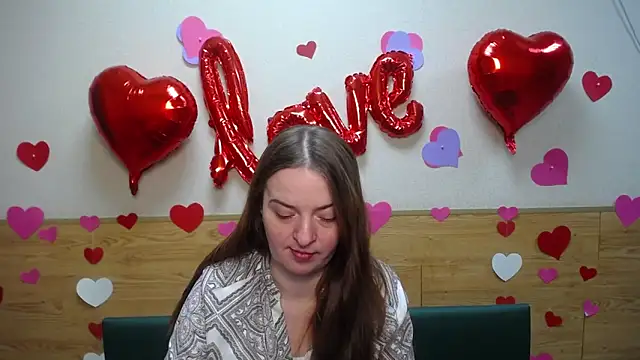 Snapshot of FreyaDak chatting on February 15, 6:12 am FreyaDak online show from February 15, 6:12 am