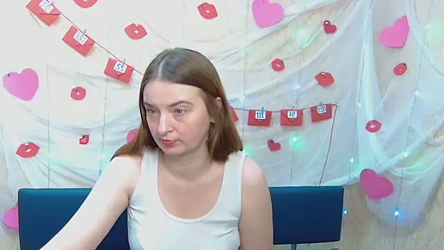 Snapshot of FreyaDak chatting on February 16, 12:21 pm FreyaDak online show from February 16, 12:21 pm