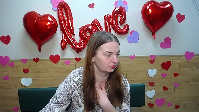 Snapshot of FreyaDak chatting on February 23, 6:07 am FreyaDak online show from February 23, 6:07 am