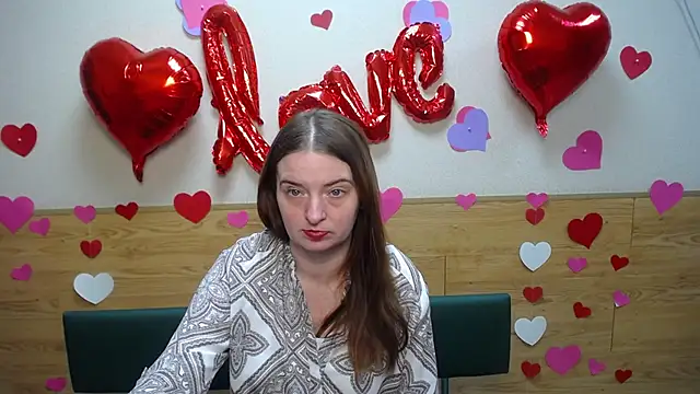 Snapshot of FreyaDak chatting on February 23, 9:11 am FreyaDak online show from February 23, 9:11 am