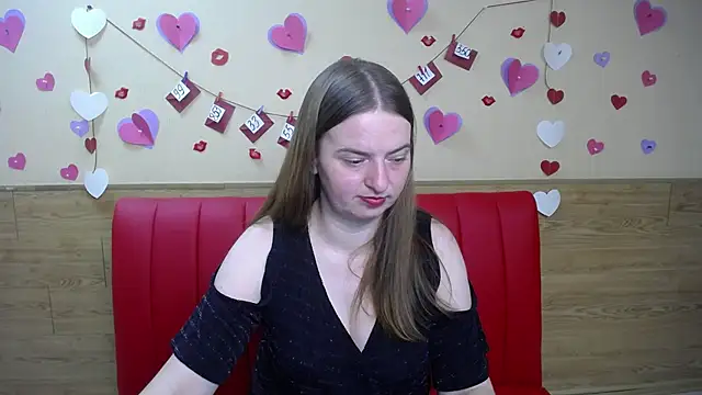 Snapshot of FreyaDak chatting on March 7, 6:00 pm FreyaDak online show from March 7, 6:00 pm