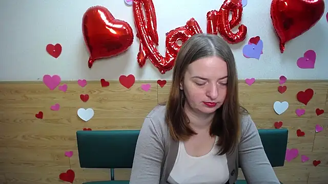 Snapshot of FreyaDak chatting on March 15, 6:03 am FreyaDak online show from March 15, 6:03 am