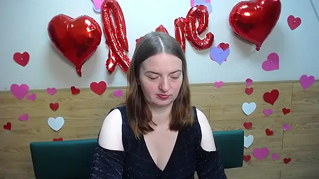 Snapshot of FreyaDak chatting on March 22, 9:02 am FreyaDak online show from March 22, 9:02 am