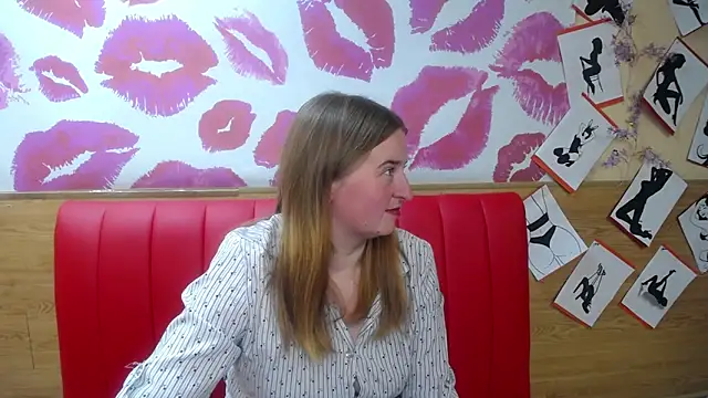 Snapshot of FreyaDak chatting on September 26, 5:06 pm FreyaDak online show from September 26, 5:06 pm