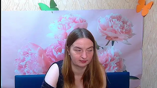 Snapshot of FreyaDak chatting on October 6, 5:10 pm FreyaDak online show from October 6, 5:10 pm