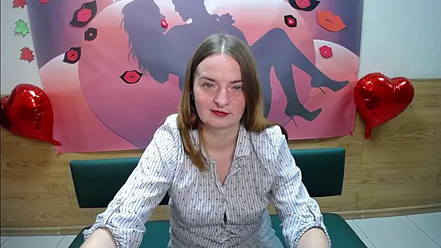 Snapshot of FreyaDak chatting on October 9, 5:11 pm FreyaDak online show from October 9, 5:11 pm