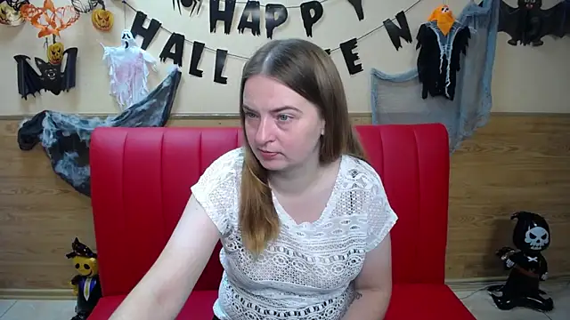 Snapshot of FreyaDak chatting on November 9, 12:03 pm FreyaDak online show from November 9, 12:03 pm