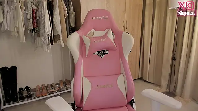 Sweetnaughtygirl  online show from October 21, 2:45 am