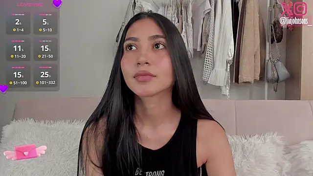 Snapshot of Sweetnaughtygirl_ chatting on February 20, 2:52 am Sweetnaughtygirl online show from February 20, 2:52 am