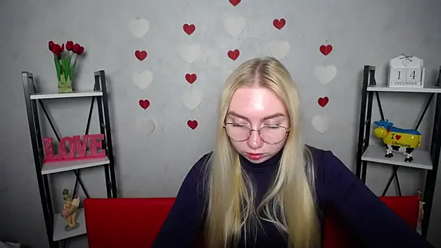 BeatriceFly online show from December 14, 12:33 pm