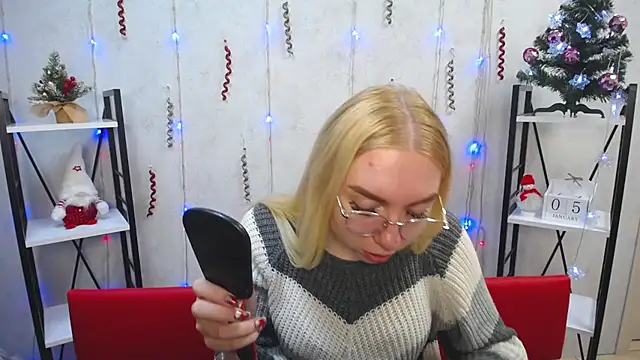 BeatriceFly online show from January 5, 2:08 pm