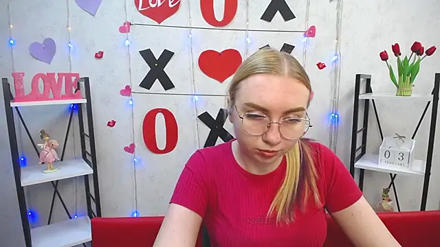 BeatriceFly online show from February 3, 3:27 pm