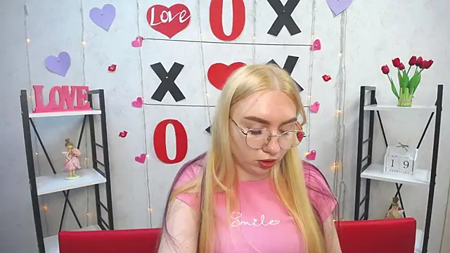 BeatriceFly online show from February 19, 4:33 pm