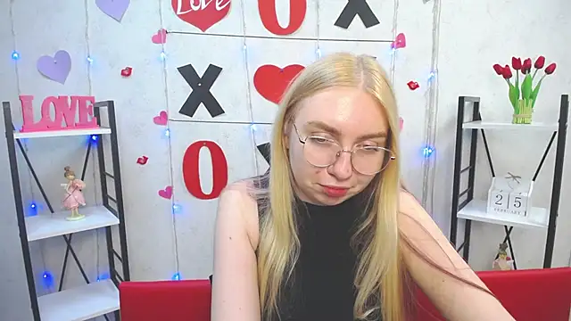 BeatriceFly online show from February 25, 12:24 pm