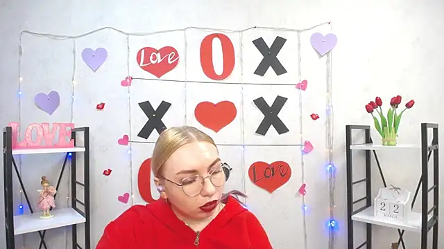 BeatriceFly online show from March 22, 10:28 am