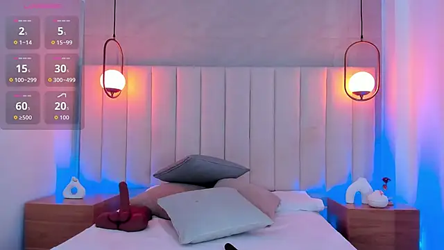 Snapshot of Hanna_Moonlight_ chatting on October 10, 8:30 pm Hanna Moonlight  online show from October 10, 8:30 pm