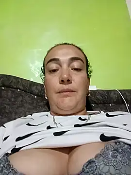 skayhot  online show from February 11, 9:35 pm