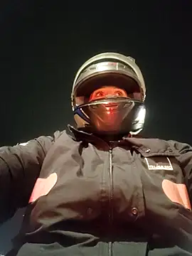 Edged Hot69 online show from March 7, 10:24 am