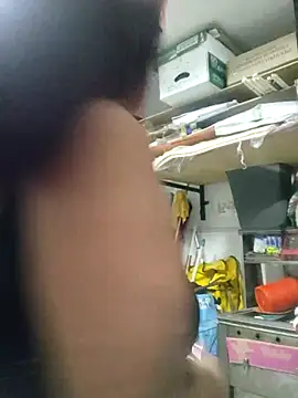 Edged Hot69 online show from March 14, 11:53 pm