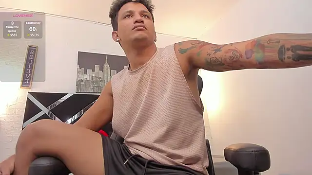 toyboys1 online show from September 24, 3:32 am