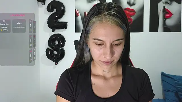 tammyandrade  online show from October 4, 11:14 pm