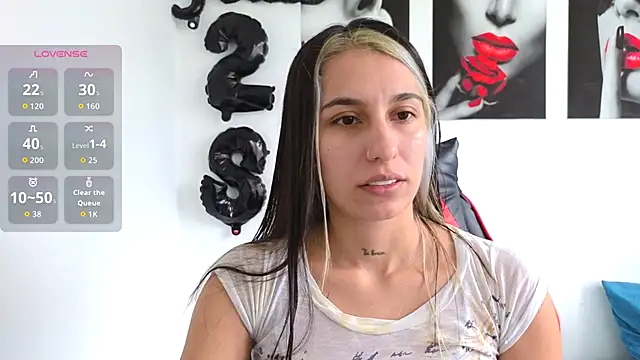 tammyandrade  online show from October 8, 3:31 pm