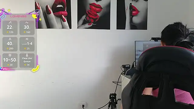 tammyandrade  online show from June 12, 11:42 am