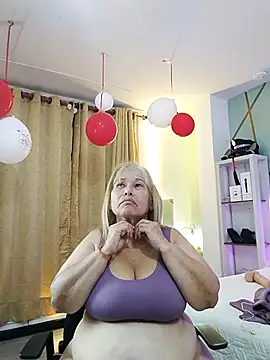 girl amada online show from September 24, 8:56 pm