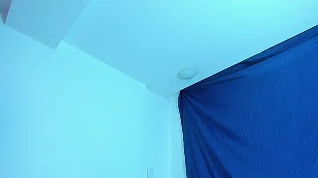 Snapshot of emiily15__ chatting on January 15, 6:51 pm emiily15 online show from January 15, 6:51 pm