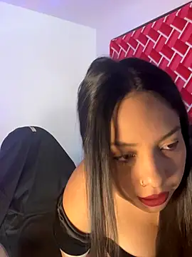 Snapshot of emiily15__ chatting on September 15, 5:57 pm emiily15 online show from September 15, 5:57 pm