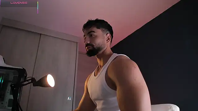 Snapshot of edrick_walton1 chatting on September 30, 11:37 am edrick walton1 online show from September 30, 11:37 am