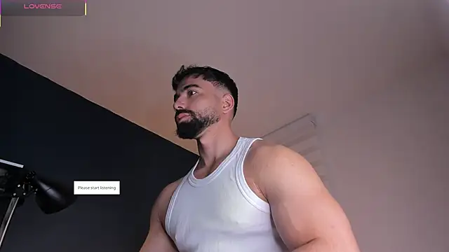 Snapshot of edrick_walton1 chatting on October 20, 11:43 am edrick walton1 online show from October 20, 11:43 am