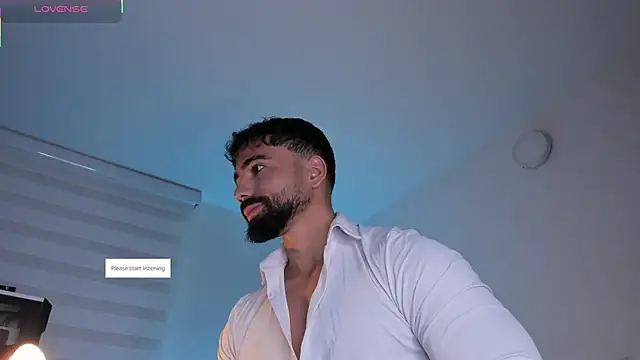 Snapshot of edrick_walton1 chatting on November 1, 11:45 am edrick walton1 online show from November 1, 11:45 am