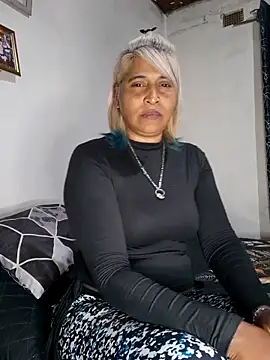 Goodgirlsue 77 online show from June 9, 11:55 am