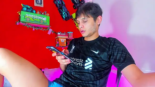 LilOwen  online show from September 30, 7:08 pm