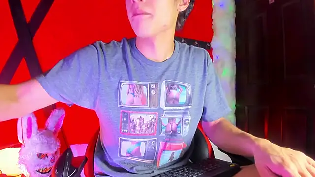 LilOwen  online show from February 14, 5:43 pm