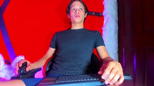 LilOwen  online show from March 25, 4:24 pm