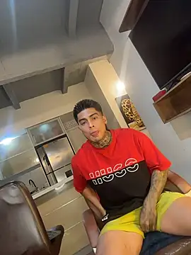 Dominiofit online show from December 18, 1:44 am